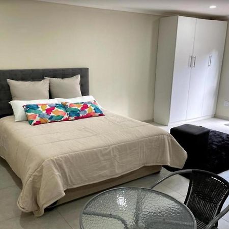 Rooikrans Guest House Йоханесбург Екстериор снимка