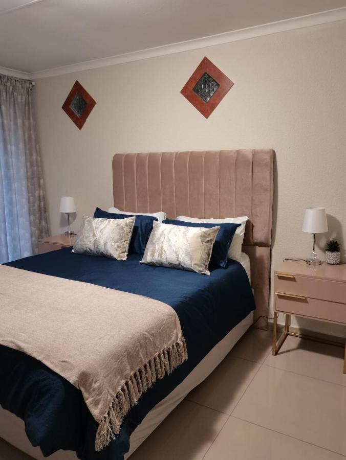 Rooikrans Guest House Йоханесбург Екстериор снимка